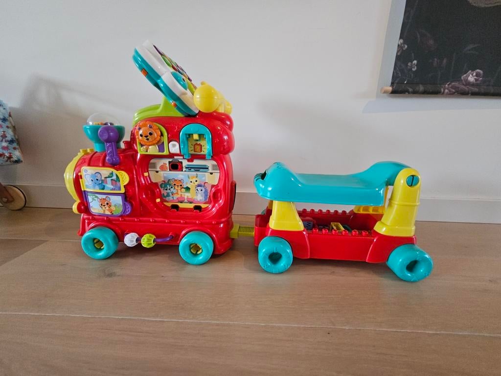 Vtech rij & leer letter locomotief, Kinderen en Baby's, Speelgoed | Vtech, Ophalen of Verzenden, Zo goed als nieuw, 6 maanden tot 2 jaar