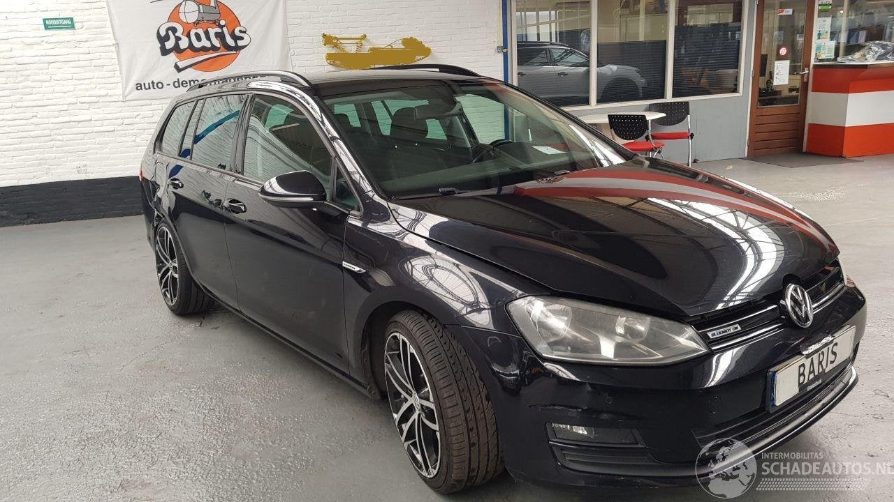 Volkswagen Golf 1.6 TDI BLUEMOTION 16V COMBI DSL 1.598CC 81K, Auto diversen, Schadeauto's, Volkswagen, Stationwagon, Berliner Ring 2 ,38440, Wolfsburg, Deutschland