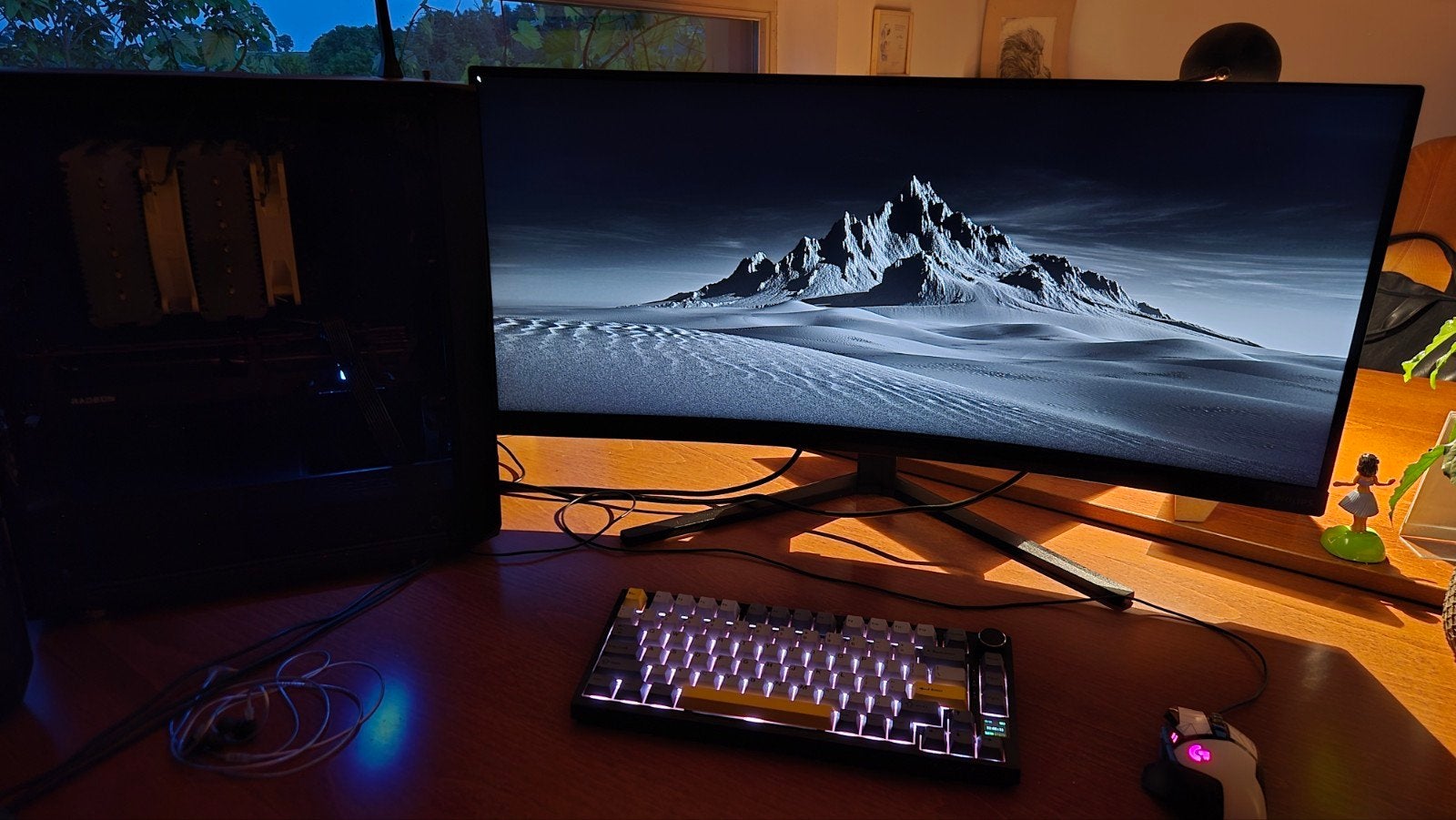 High end gaming setup, Computers en Software, Desktop Pc's, Zo goed als nieuw, 4 Ghz of meer, SSD, 32 GB, Met videokaart, Met monitor