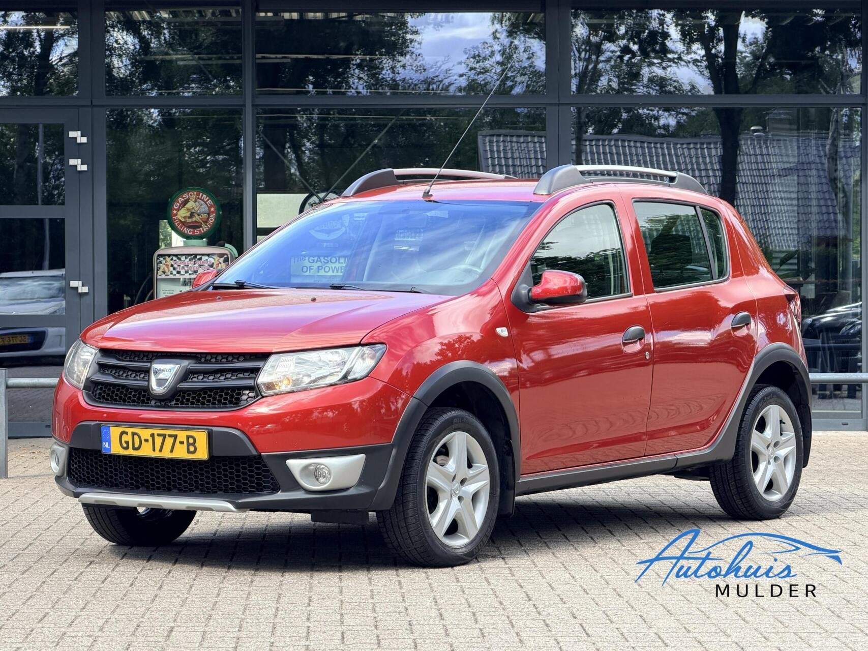 Dacia Sandero 0.9 TCe Stepway Ambiance | Airco | Trekhaak |, Auto's, Voorwielaandrijving, Stof, Zwart, Origineel Nederlands