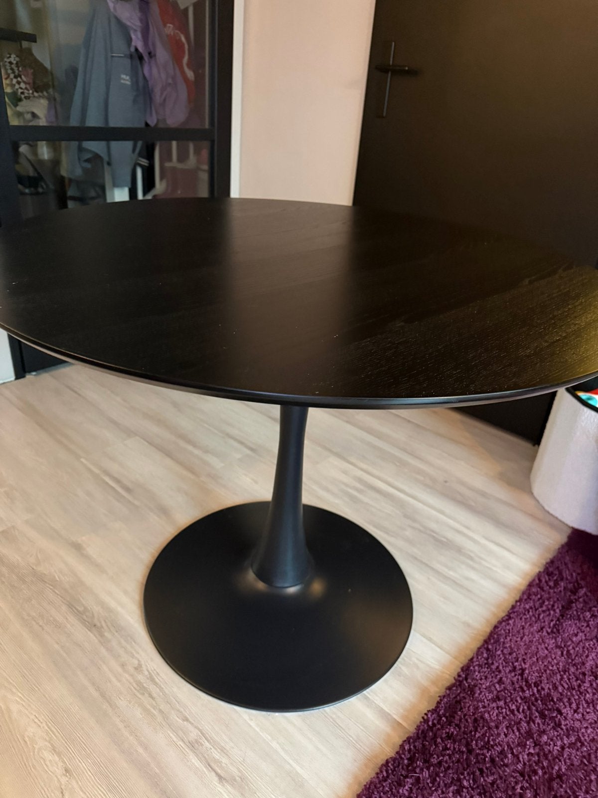 Ronde zwarte tafel van Jysk ( ringsted), Ophalen of Verzenden, Zo goed als nieuw, Rond, 100 tot 150 cm