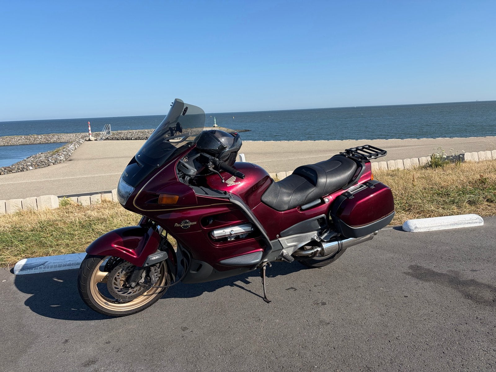 Honda ST1100 Pan European Toermotor, Cardan-aandrijving, 4 cilinders, Motorrijbewijs A, Gebruikt