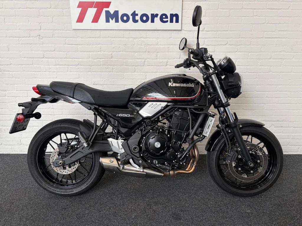 KAWASAKI Z650RS (bj 2023) 853 km, 2 cilinders, 649 cc, Bedrijf, Onbekend