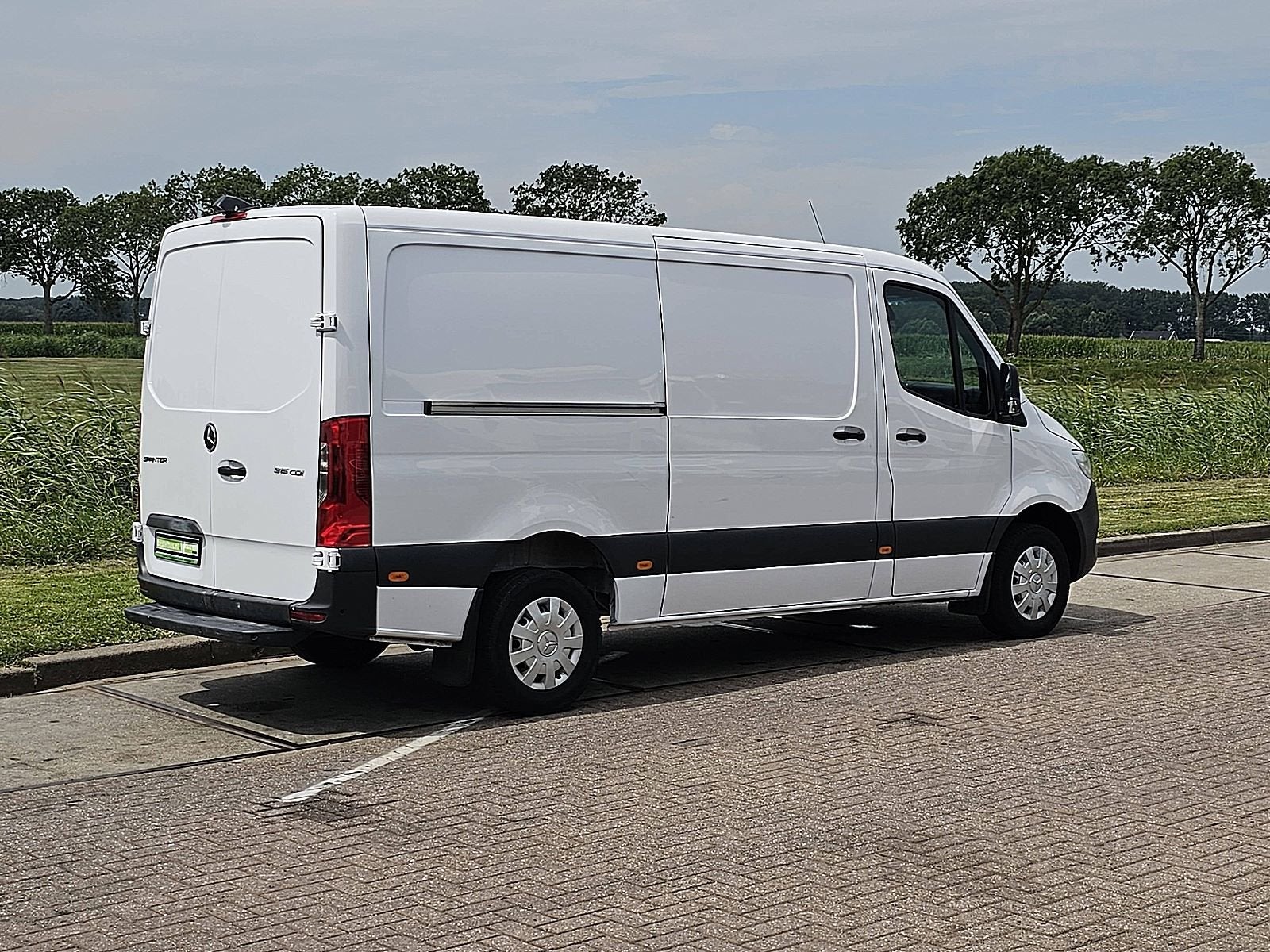 MERCEDES-BENZ SPRINTER 315 l2h1 rwd mbux ac, Gebruikt, Euro 6, 150 pk, 2291 kg