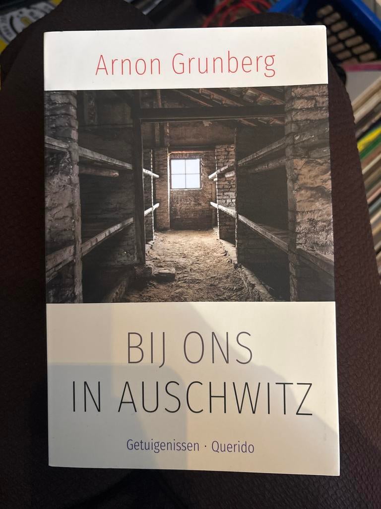 Bij ons in Auschwitz - Arnon Grunberg, Ophalen of Verzenden, 20e eeuw of later, Zo goed als nieuw
