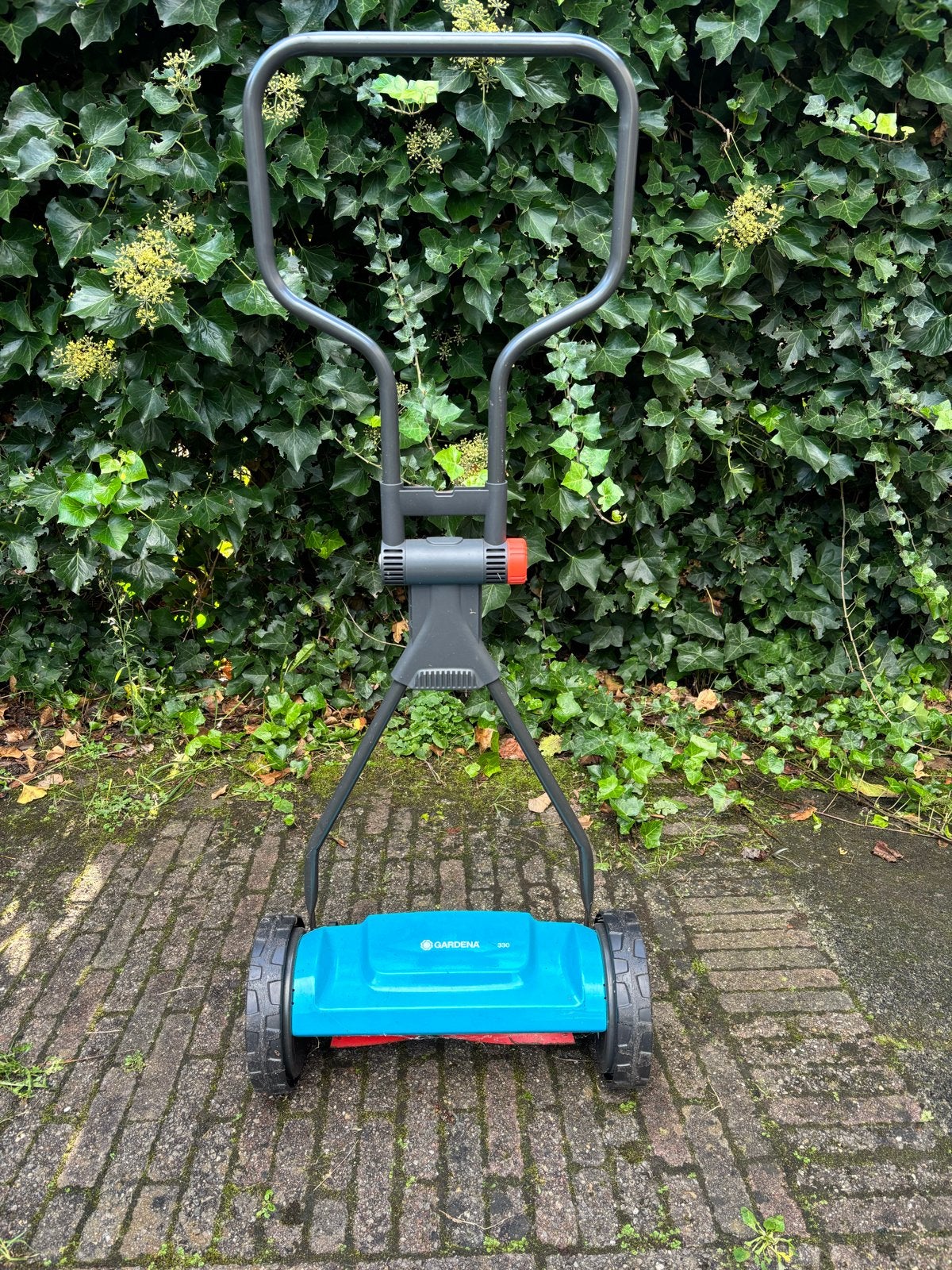 Gardena 330 handgrasmaaier weinig gebruikt, Kooimesmaaier, Ophalen, Gebruikt, Handgrasmaaier