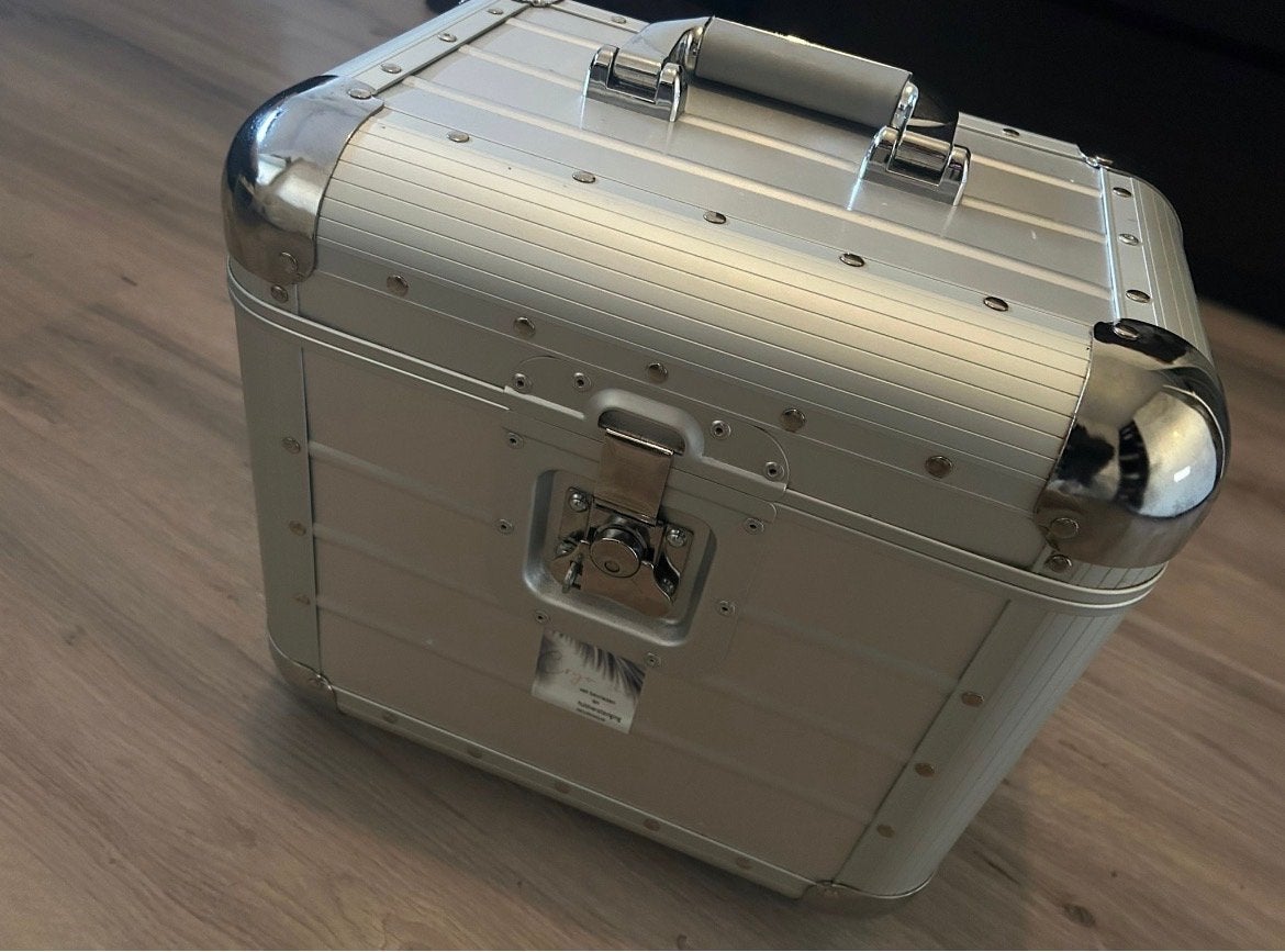 Cryo 21, Diensten en Vakmensen
