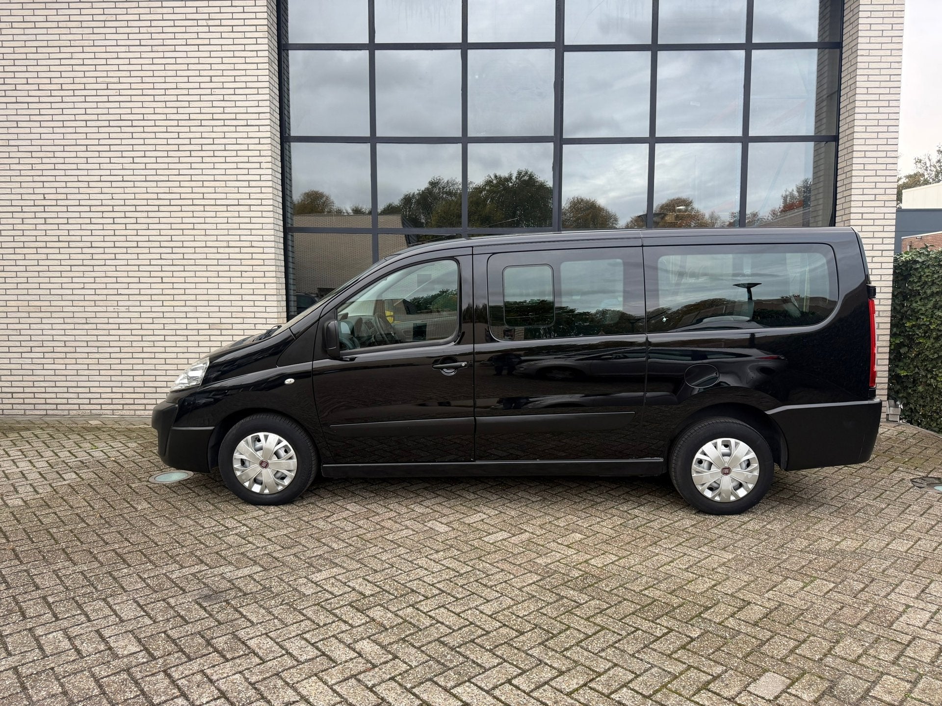 Fiat Scudo Panorama 2.0 MultiJet L2H1 Family 9 persoon, airc, Auto's, Voorwielaandrijving, Euro 5, Stof, Gebruikt