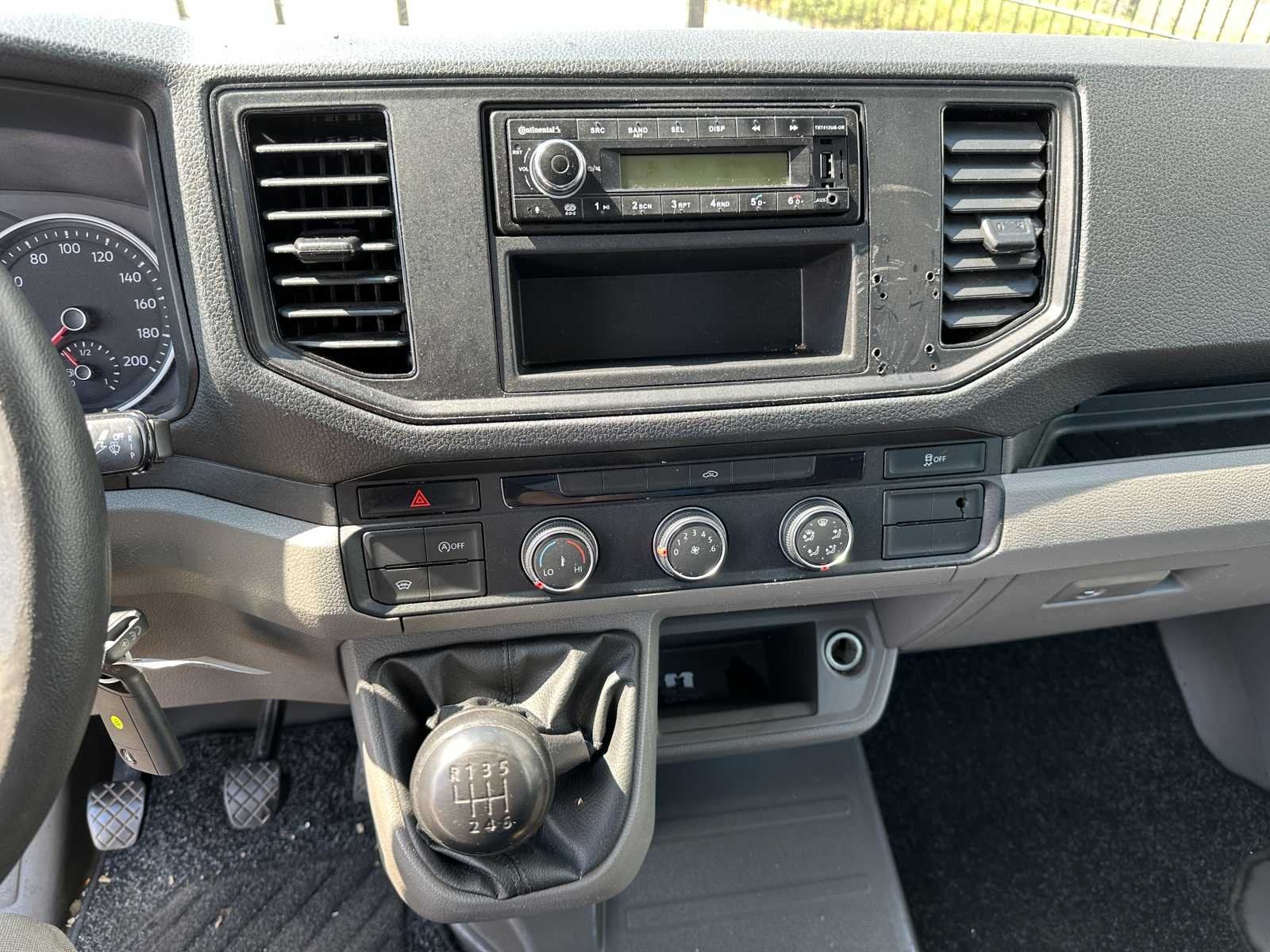 Volkswagen Crafter 35 2.0 TDI L4 Trendline Bakwagen 102pk 20, Voorwielaandrijving, Gebruikt, Blauw, 1 stoelen