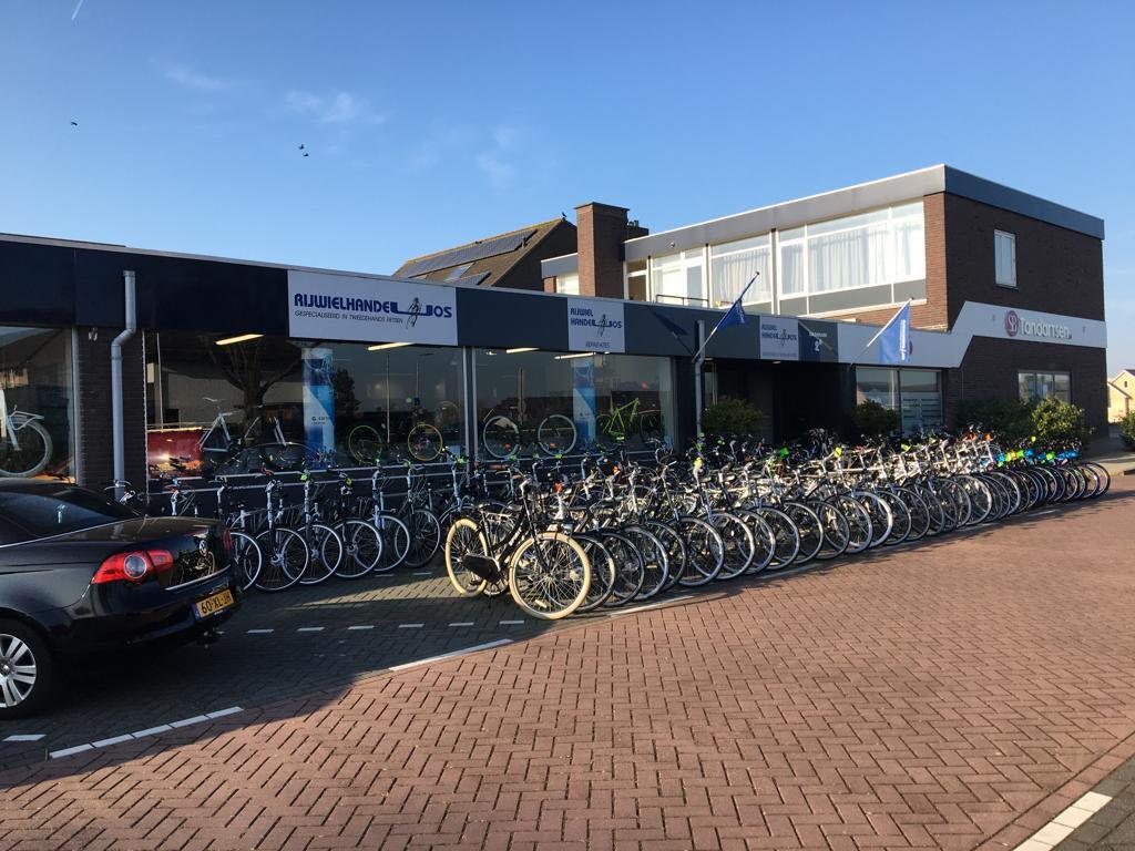 Tweedehands voor groot en klein +- 700 stuks, Niet ingevuld, Niet ingevuld, Niet ingevuld