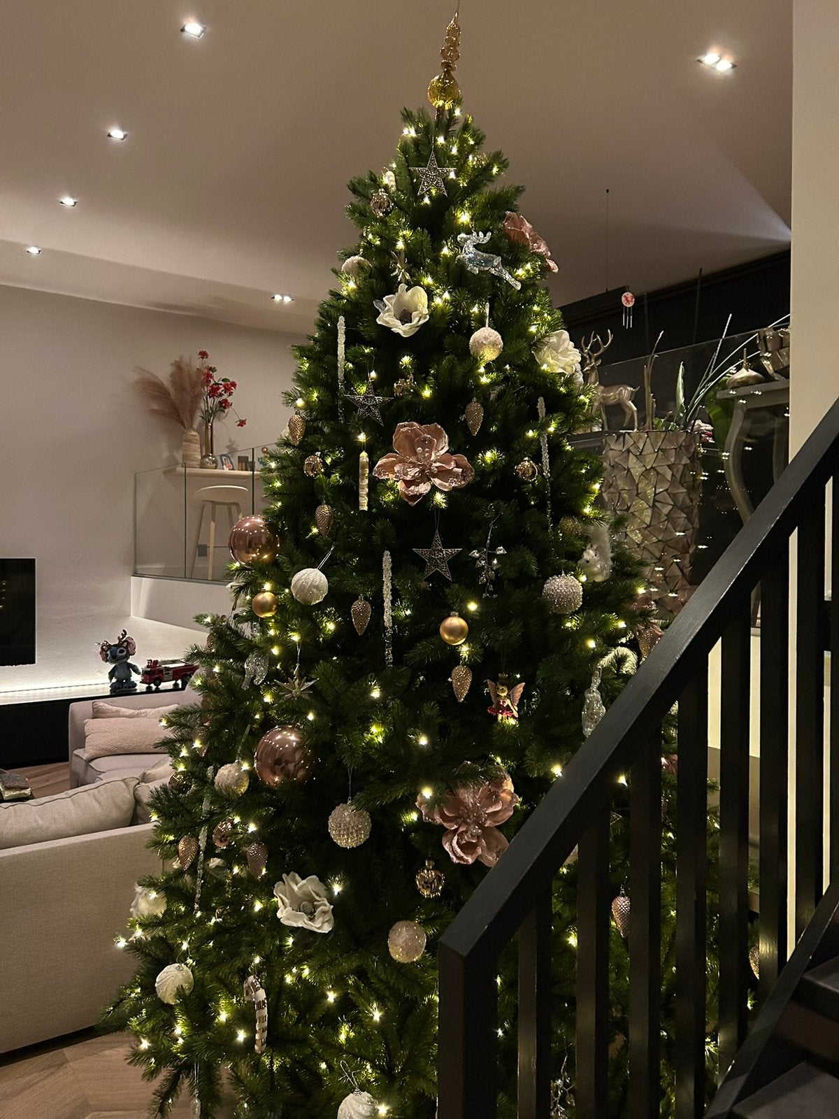 Triumph Tree Forest Frosted Green LED kerstboom 305 cm, Diversen, Ophalen, Zo goed als nieuw