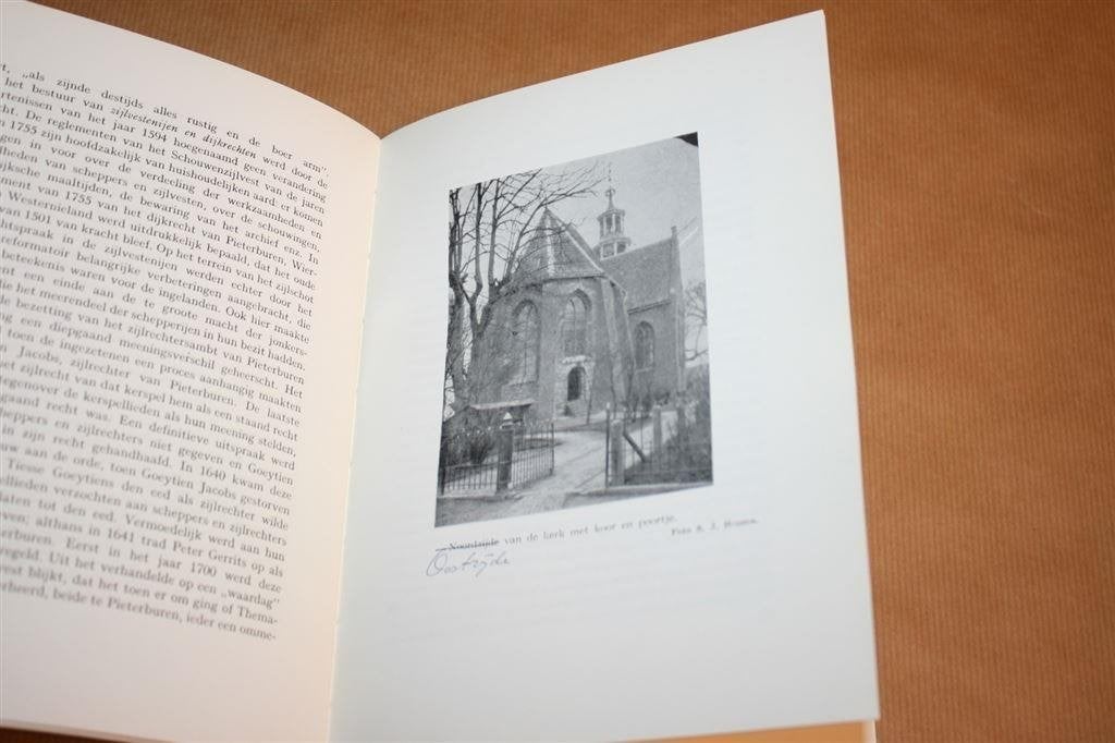 Pieterburen. Geschiedenis van kerk, kerspel en borg., Ophalen of Verzenden, Gelezen