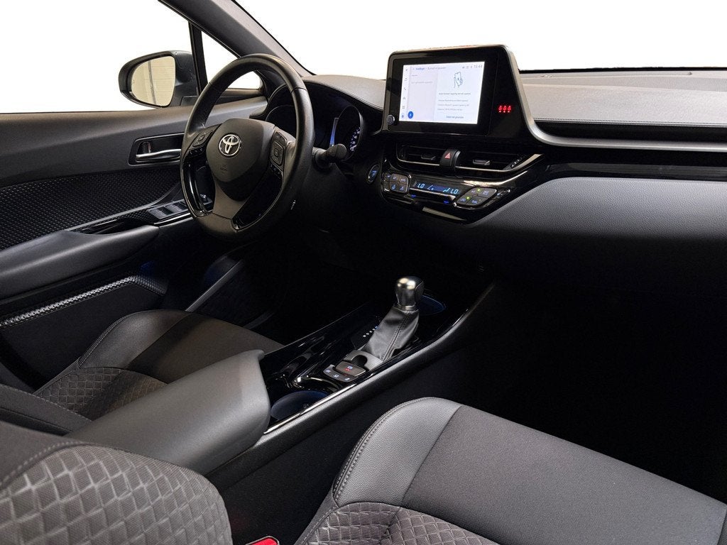 Toyota C-HR 1.8 Hybrid Executive, Automaat, 12 maanden, Euro 6, 4 cilinders