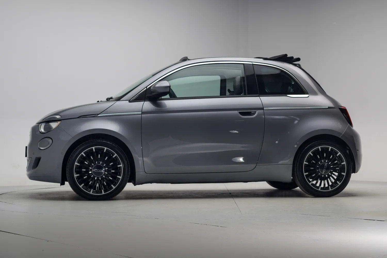 Fiat 500E Business Launch Edition 42 kWh [ Navi Apple / Andr, Auto's, Fiat, Dealer onderhouden, 0 cilinders, Gebruikt, Cabriolet