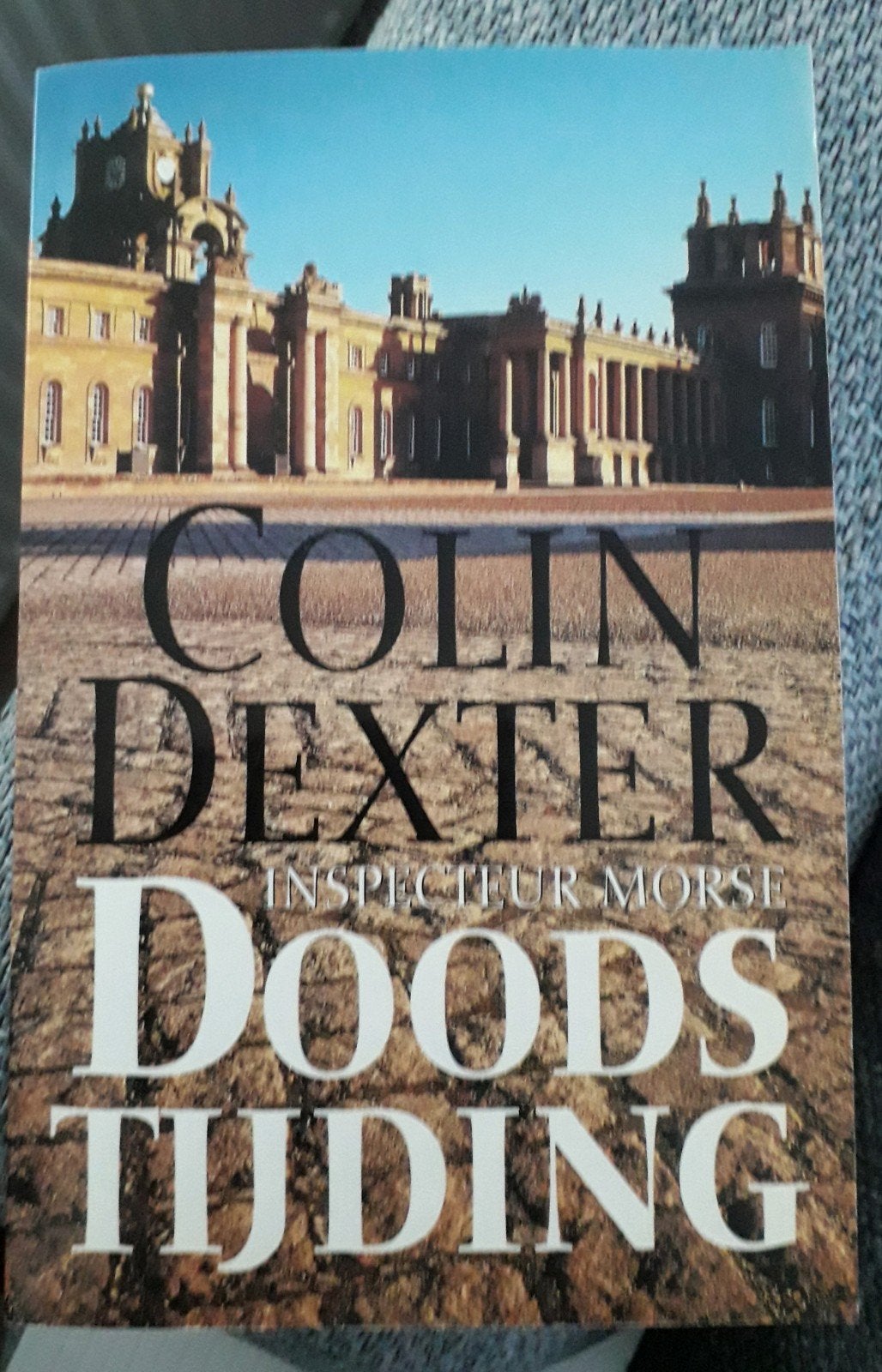 Colin Dexter - Doods Tijding (Inspecteur Morse), Ophalen of Verzenden, Gelezen, Colin Dexter, Tv-bewerking