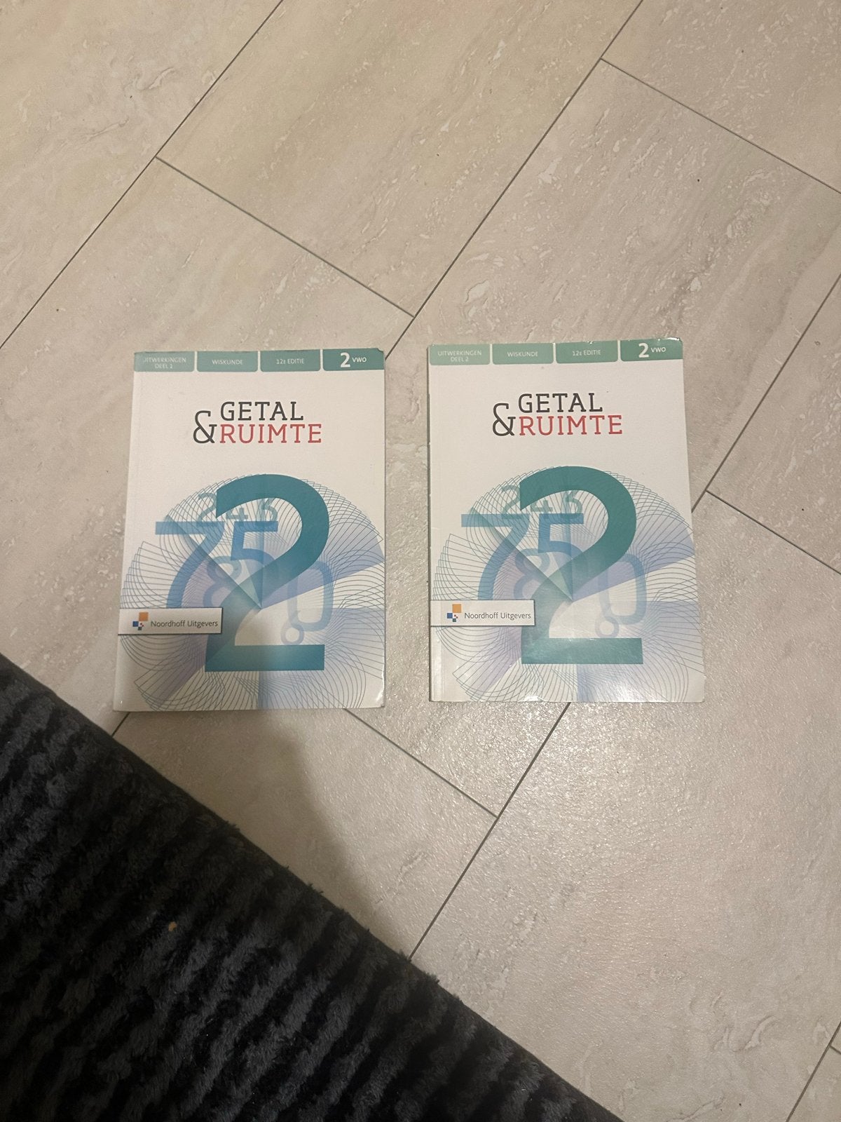 Getal & Ruimte 2 VWO - Uitwerkingen deel 1 & 2, Ophalen of Verzenden, Zo goed als nieuw, VWO, Wiskunde A