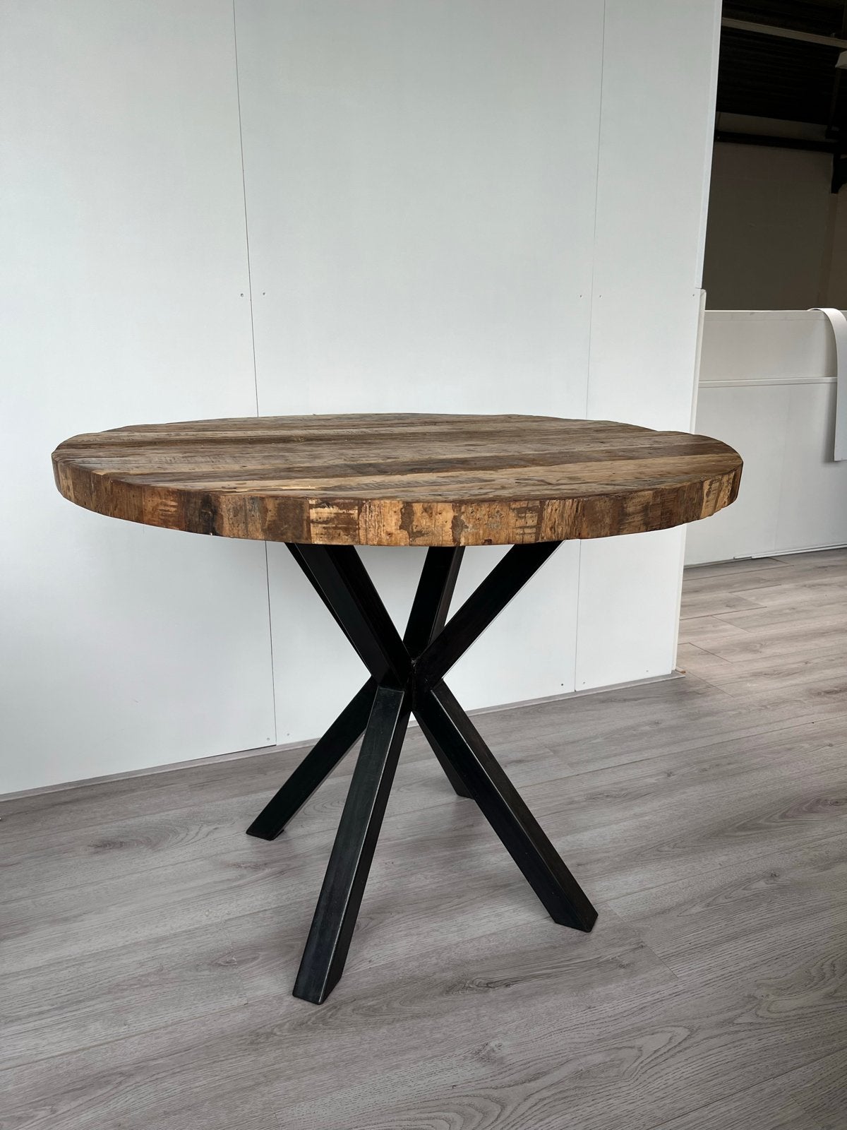 Robuuste hardhouten tafel, 100x75cm, Ophalen, Gebruikt, 100 tot 150 cm, Rond