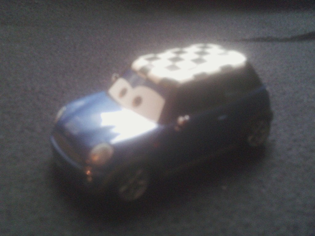 Disney Cars 2 Auto's      Becky Wheelin (Zeer Zeldzaam), Ophalen of Verzenden, Zo goed als nieuw
