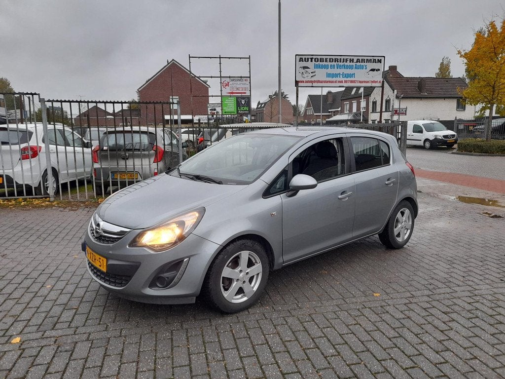 Opel Corsa 1.4-16V BlitZ, Auto's, Voorwielaandrijving, Euro 5, Gebruikt, 1398 cc