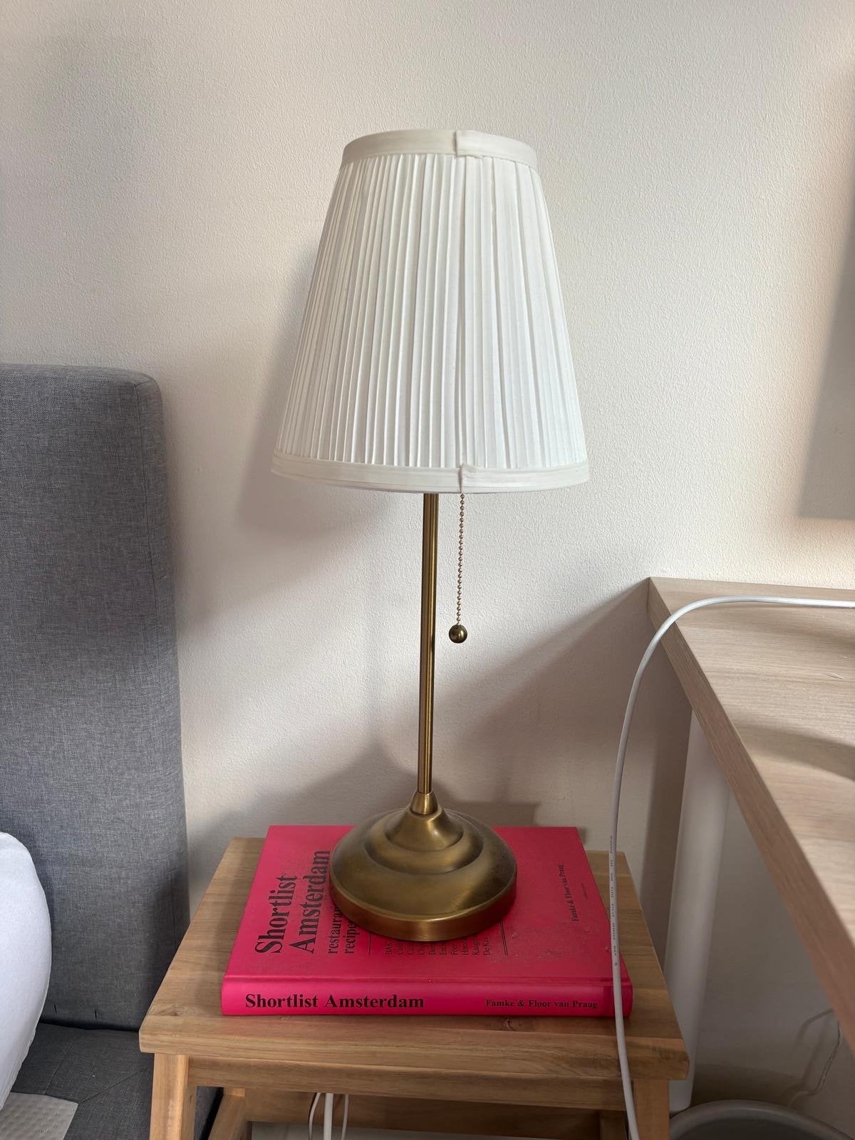IKEA Arstid tafellamp met plissé kap, Met schakelaar, Gebruikt, Wit, Ophalen of Verzenden