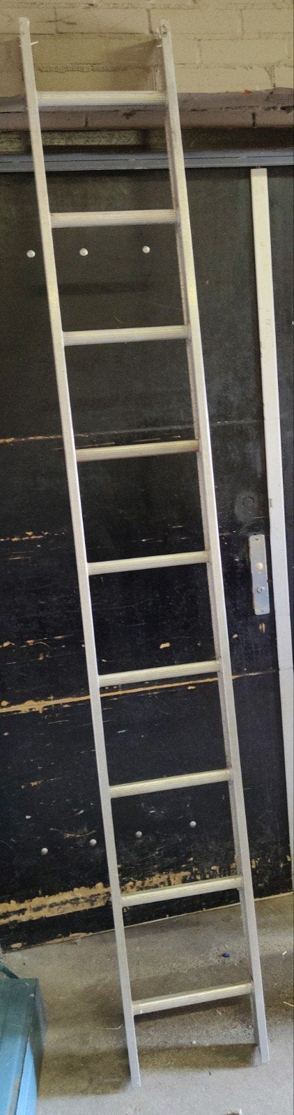 Stevige aluminium ladder - Gebruikt, Doe-het-zelf en Verbouw, Ladders en Trappen, Ophalen