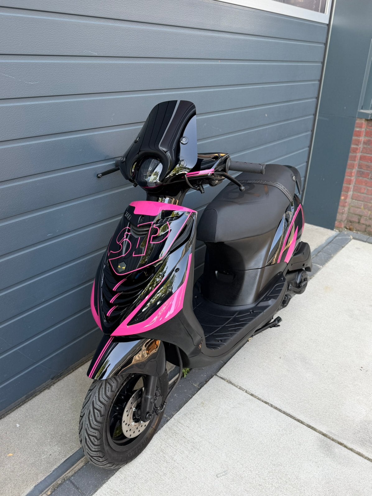 Piaggio zip (nette staat), Ophalen, Maximaal 45 km/u, Zip, Zo goed als nieuw