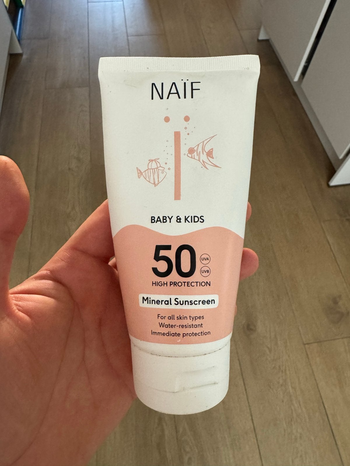 Naïf Minerale Zonnebrand Crème SPF 50 175 ml - Bijna Vol, Sieraden, Tassen en Uiterlijk, Uiterlijk | Lichaamsverzorging, Ophalen