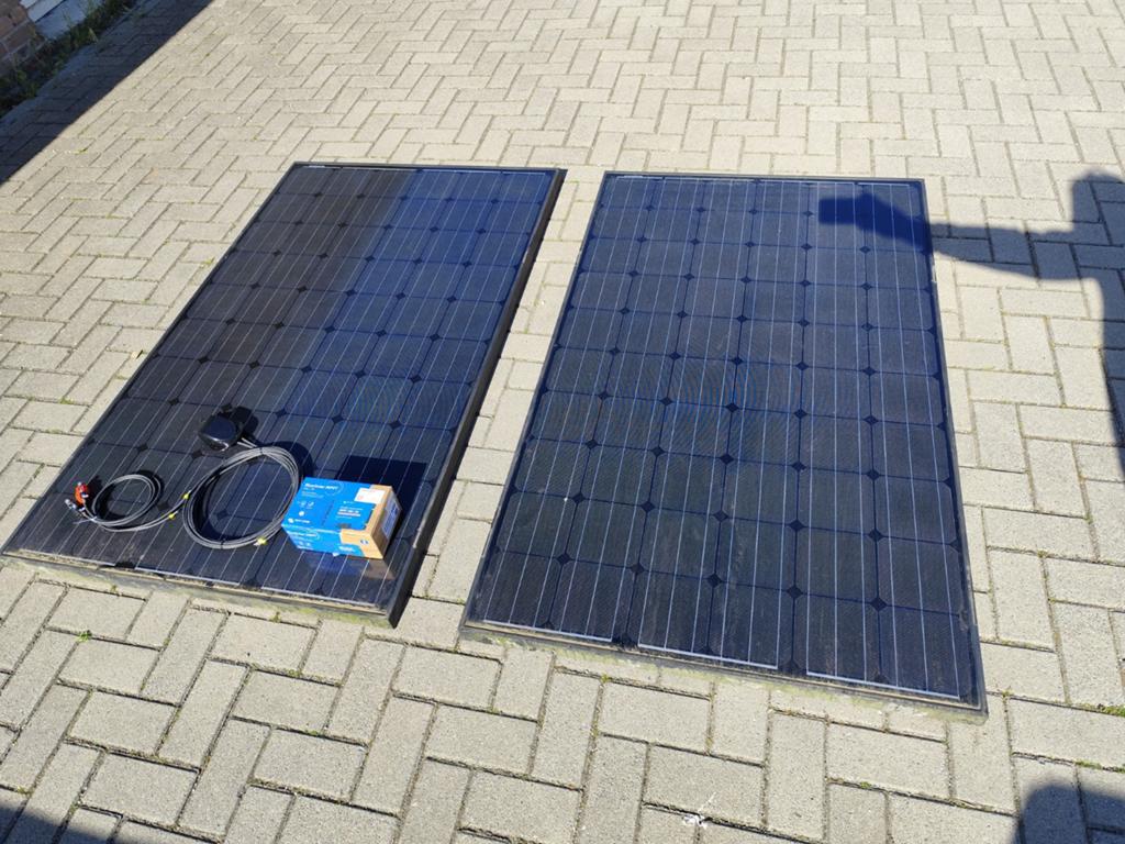 Off-grid Victron 100/30 MPPT set 500watt, Caravans en Kamperen, Ophalen