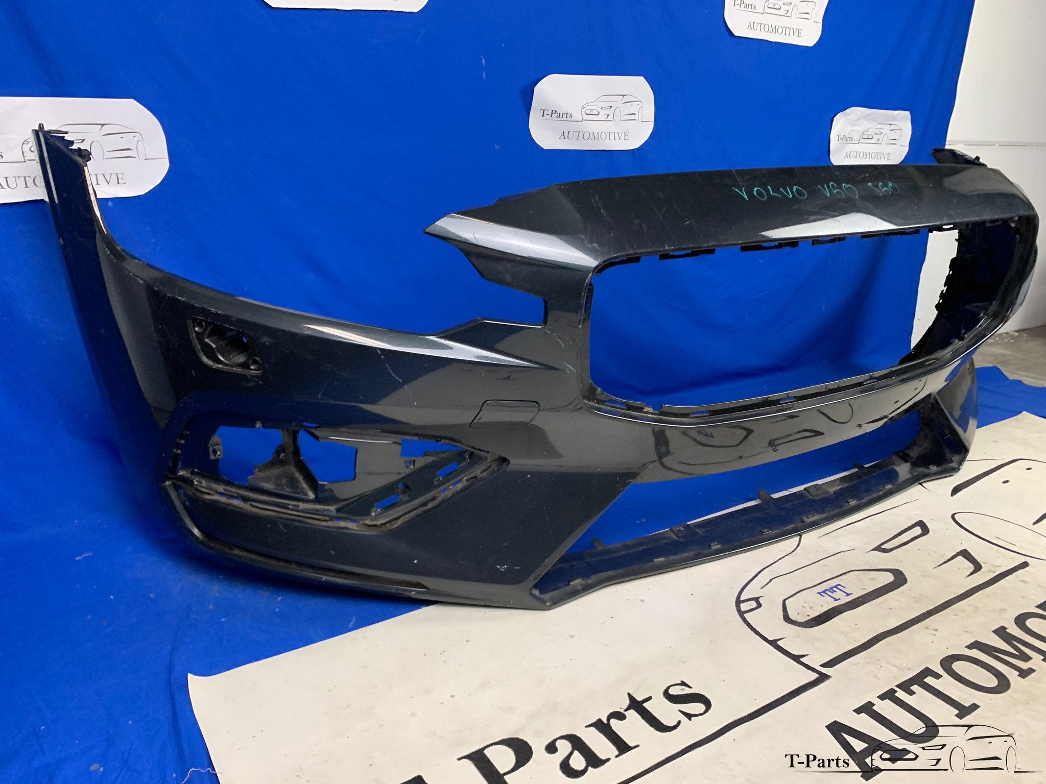 Volvo s60 V60 voorbumper origineel bumper 2018+, Auto-onderdelen, Info@fabrikant.eu, Ophalen of Verzenden, Volvo, Bumper