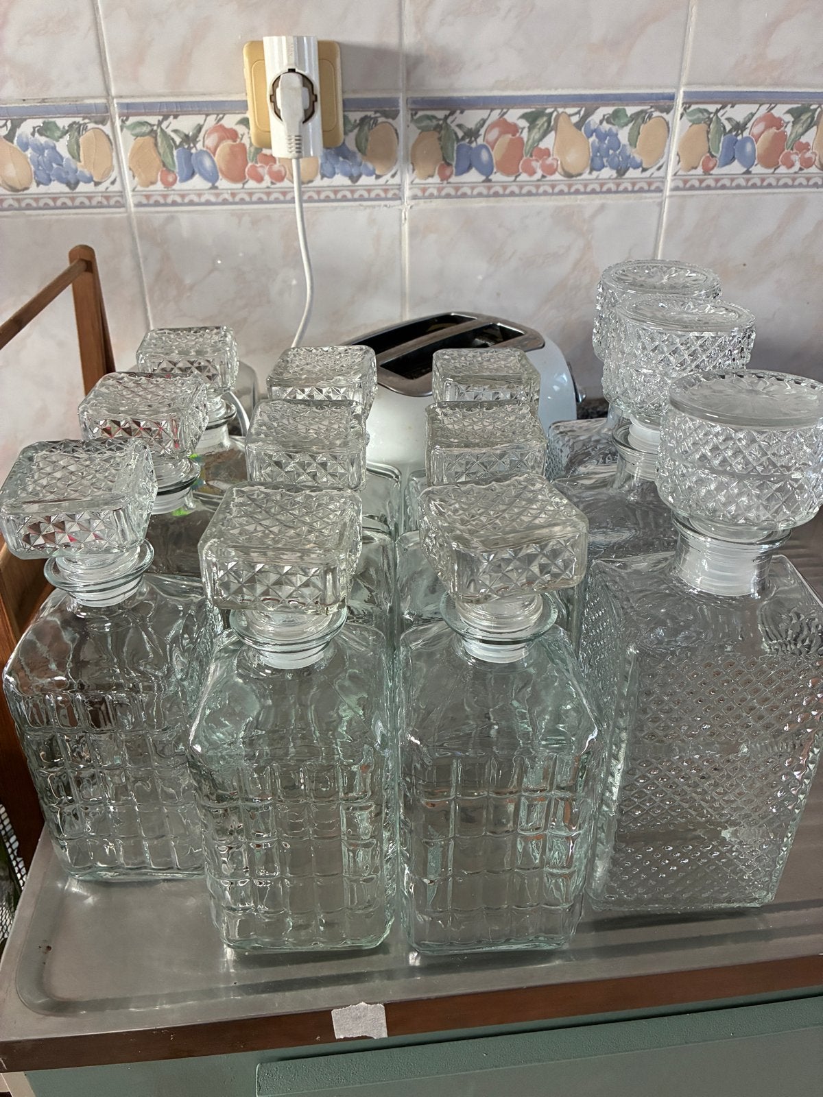 Set van 12 glazen karaffen met stop, Ophalen