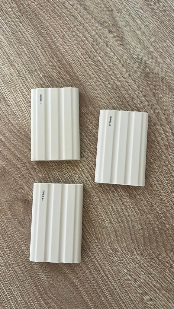 Samsung T7 Shield 1TB externe SSD, Ophalen of Verzenden, Zo goed als nieuw