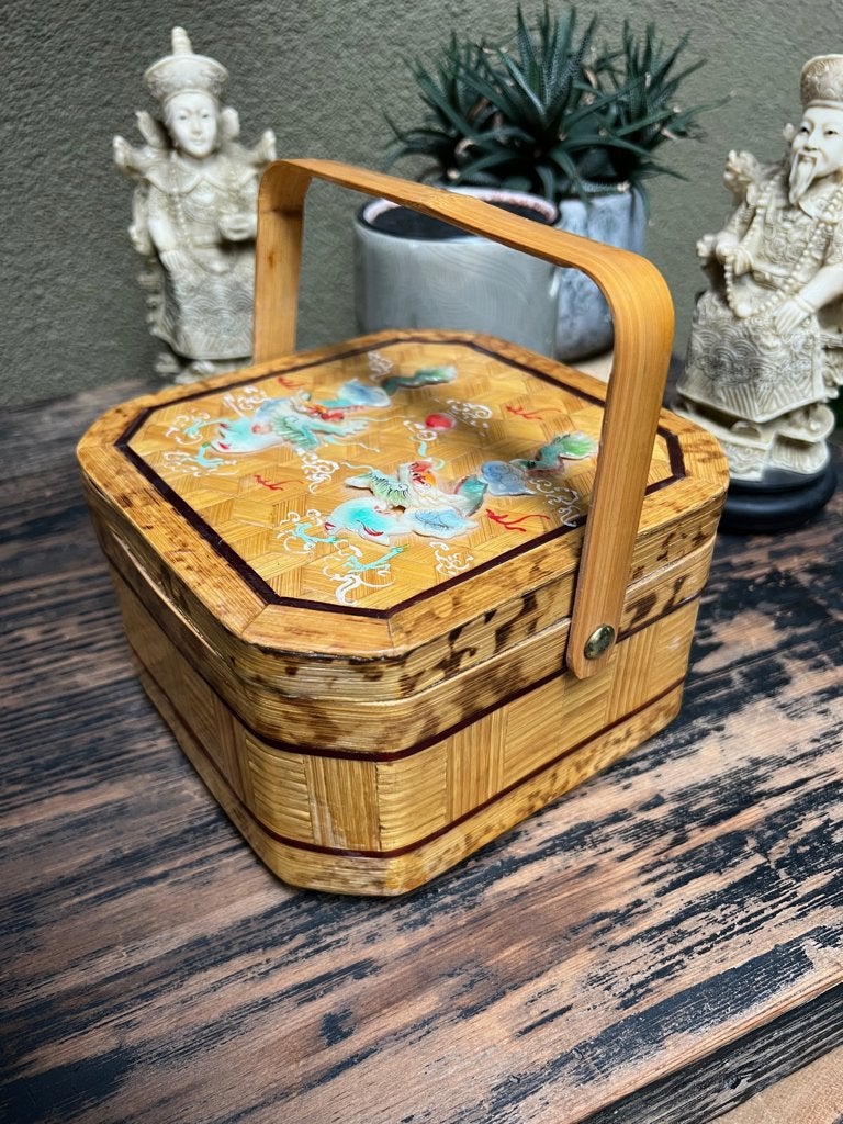 Chinese bamboe mand bewerkt met draken chinees vintage, Verburgt Vintage, Met deksel, Schaal, Vierkant