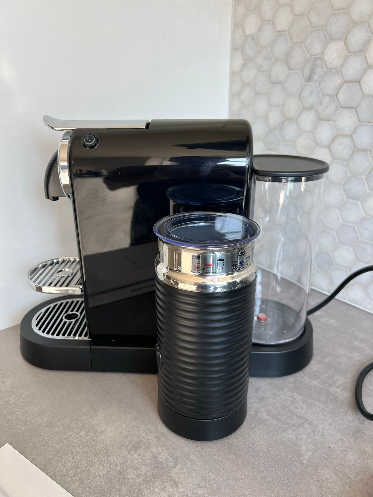 Nespresso Citiz & Milk Magimix - Zwart, Ophalen, Espresso apparaat, Zo goed als nieuw, 1 kopje