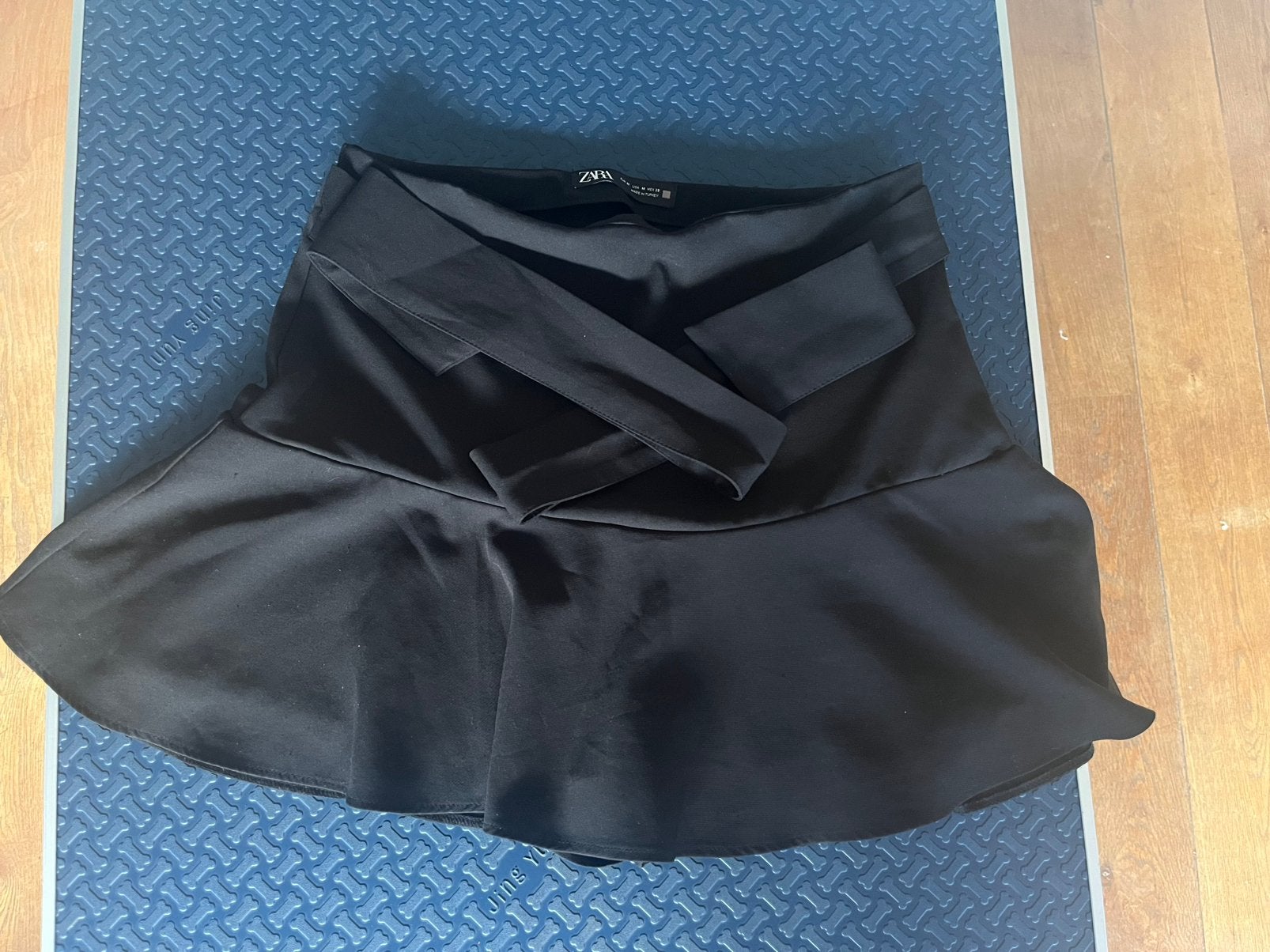 Zwart rokje van ZARA maat M, Kleding | Dames, Maat 38/40 (M), Zwart, Ophalen of Verzenden, Gedragen