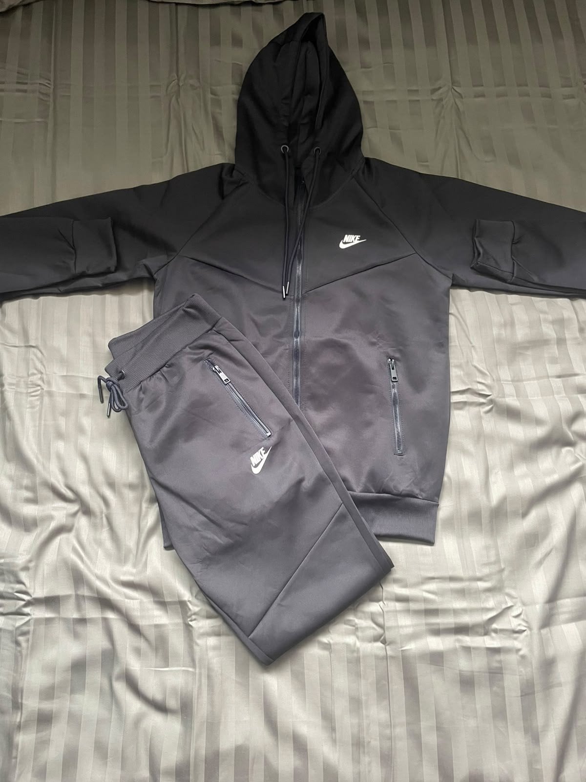 Nike Tech Fleece Trainingspak - donkerblauw, Kleding | Heren, Blauw, Overige jeansmaten, Nike, Ophalen of Verzenden