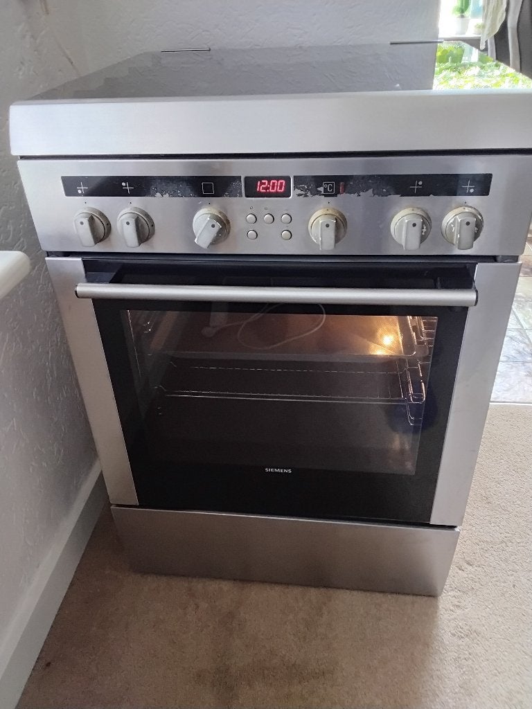 Siemens gasfornuis met oven, Ophalen, Gebruikt, 4 kookzones, Gas