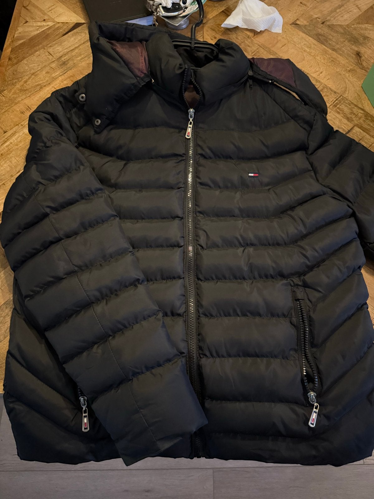 Tommy Hilfiger jas, Kleding | Heren, Ophalen of Verzenden, Zo goed als nieuw, Maat 52/54 (L), Zwart