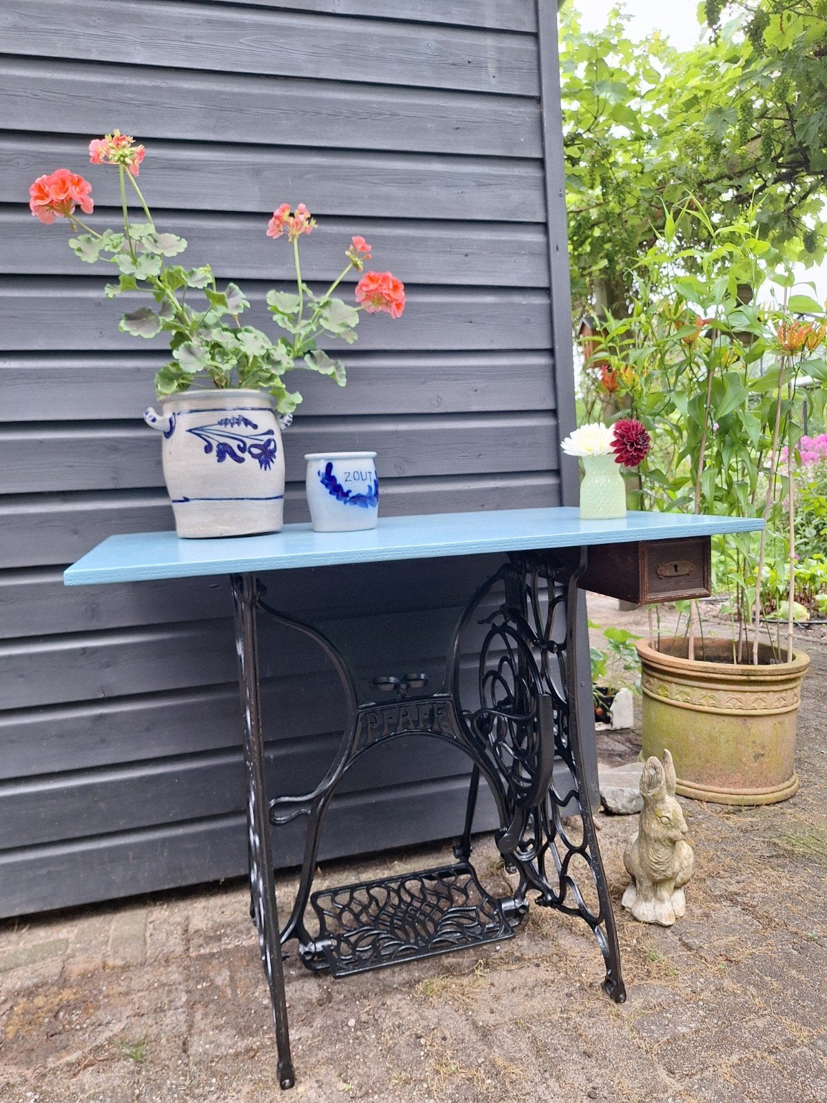 tuintafel van oud naaimachine onderstel, Ophalen, Rechthoekig, Hout