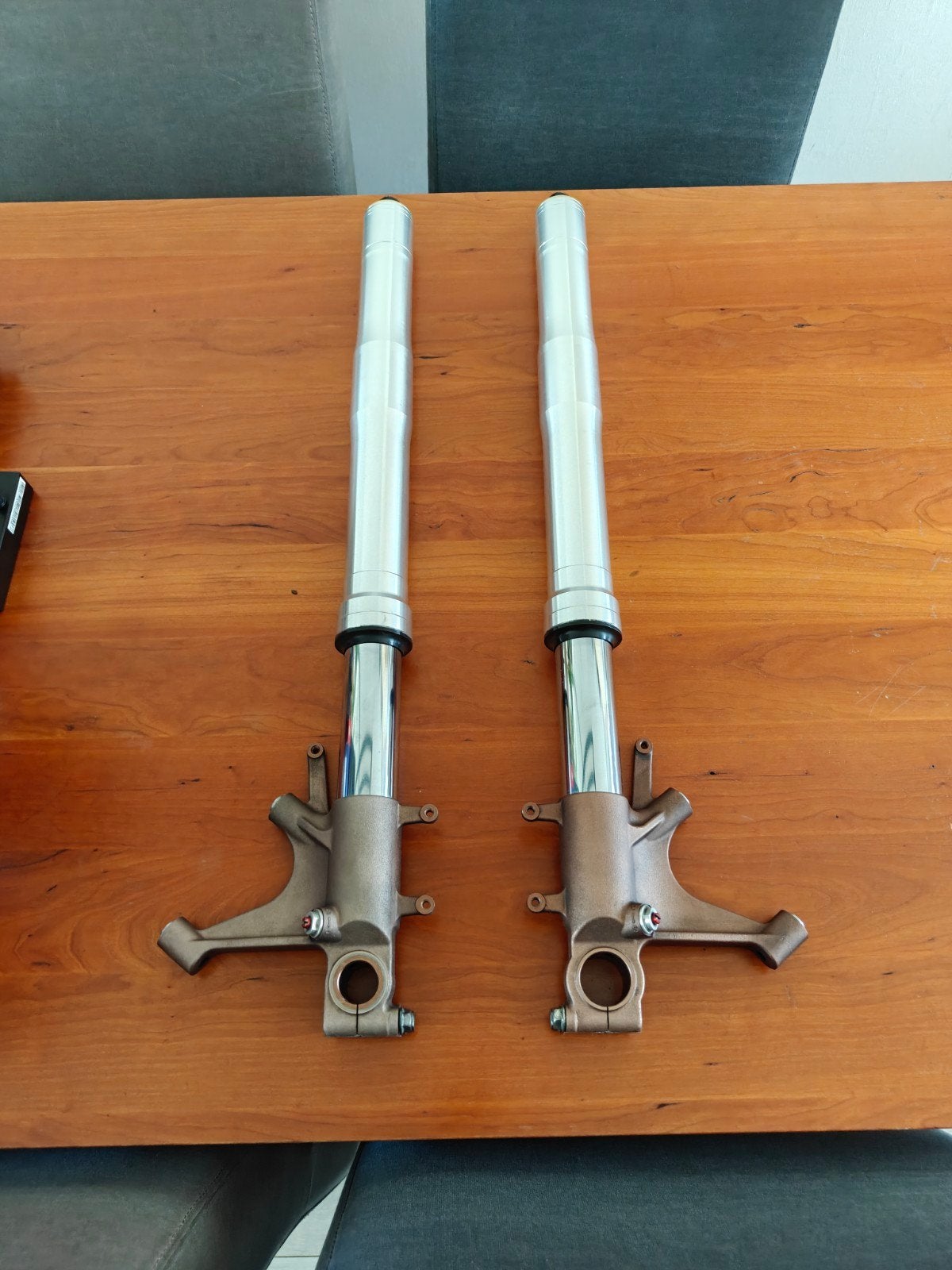 CBR1000 RR (2004) voorvorken - Set van 2, Ophalen