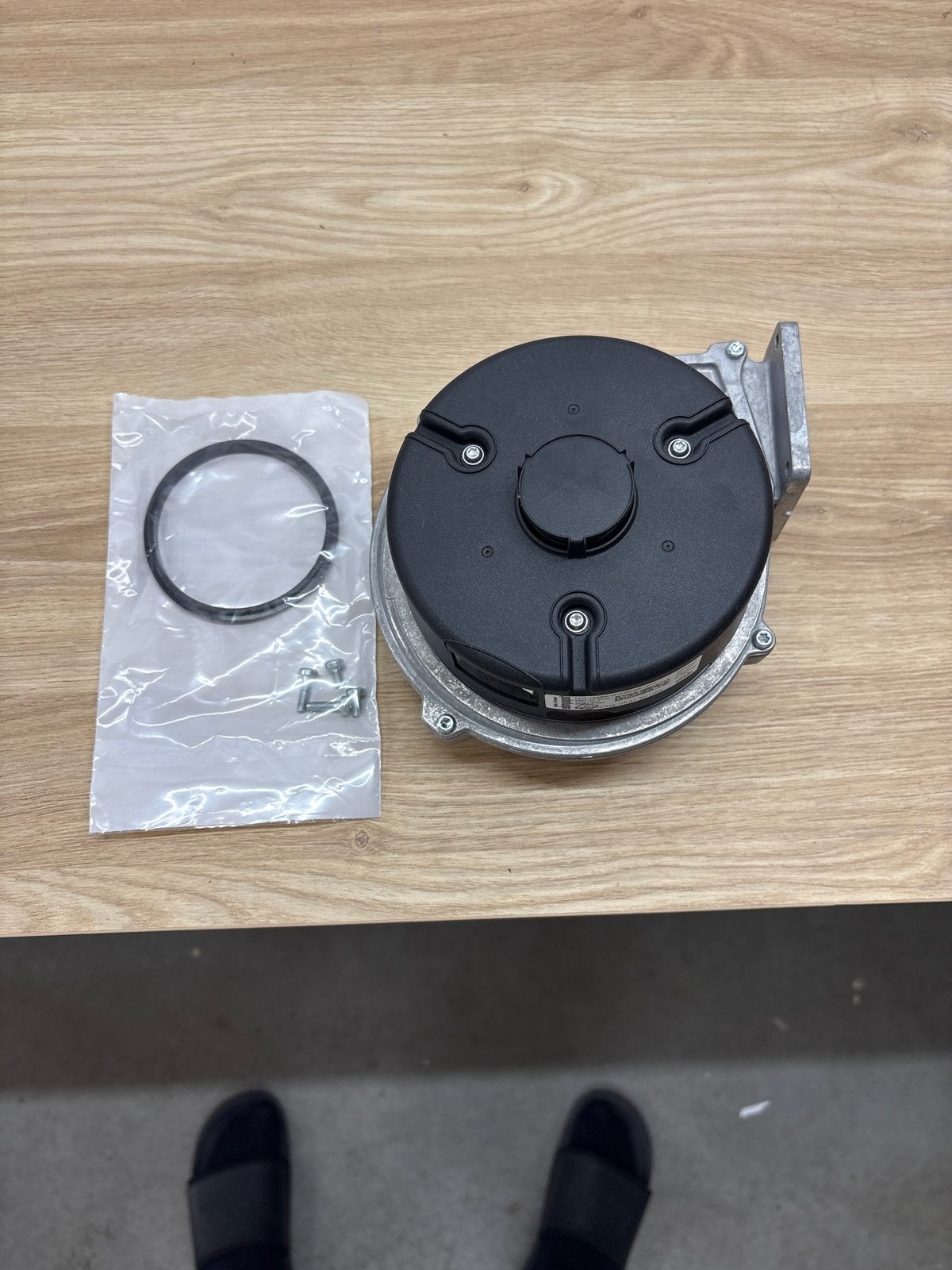 Nefit Ventilator 7746900446 - Nieuw in doos, Doe-het-zelf en Verbouw, Ophalen of Verzenden, Nieuw, Ventilator