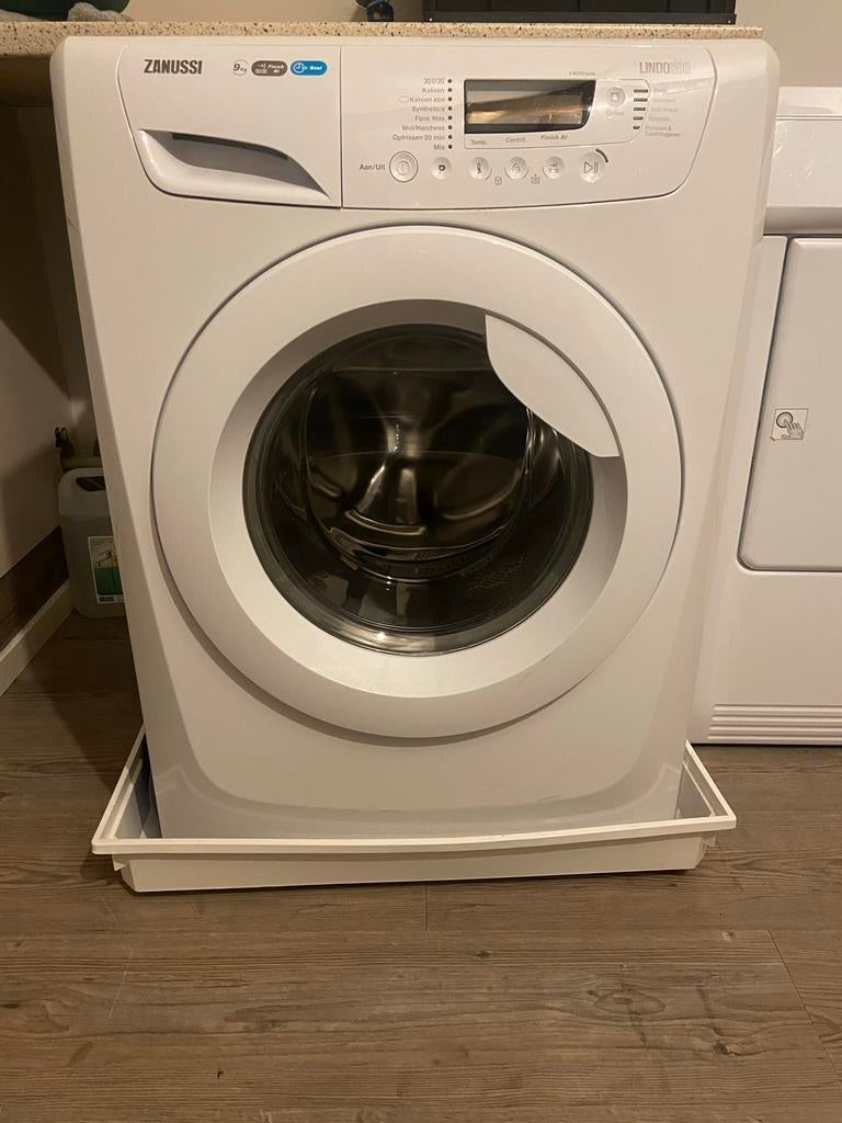 Zanussi Lindo 500 Wasmachine - 2 jaar oud, 1200 tot 1600 toeren, Gebruikt, 8 tot 10 kg, Ophalen of Verzenden