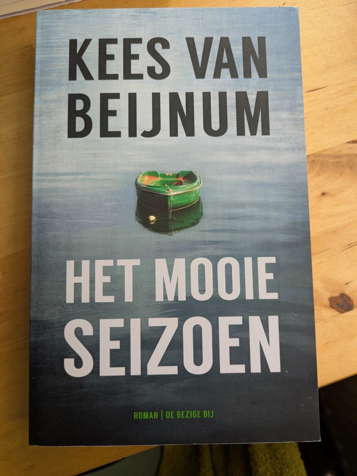 Het Mooie Seizoen - Kees van Beijnum (Roman) gesigneerd, Boeken, Ophalen of Verzenden, Zo goed als nieuw, Kees van Beijnum, Nederland