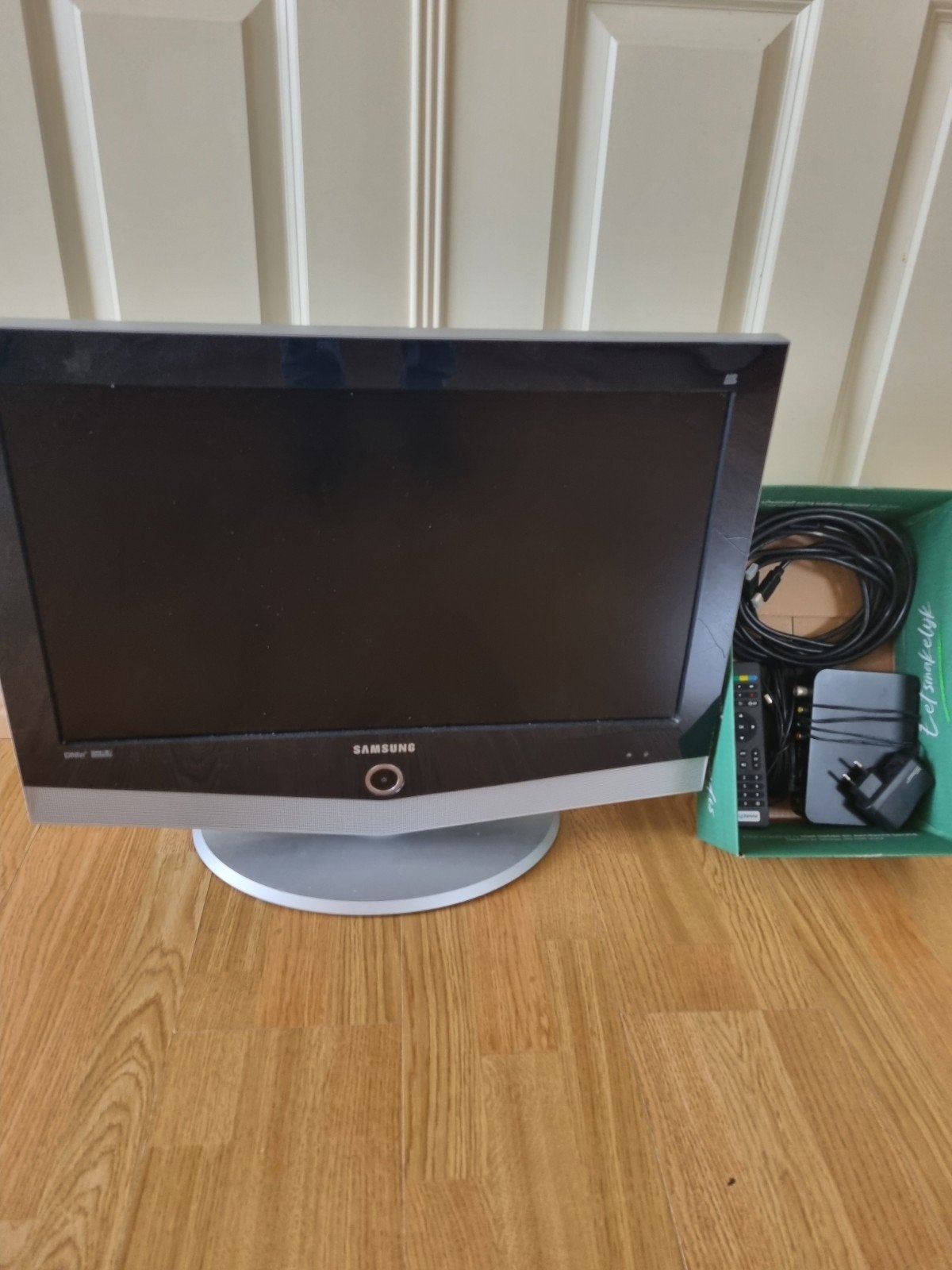 Samsung TV met Digitenne ontvanger en snoeren, Ophalen of Verzenden, Gebruikt, 40 tot 60 cm, Samsung