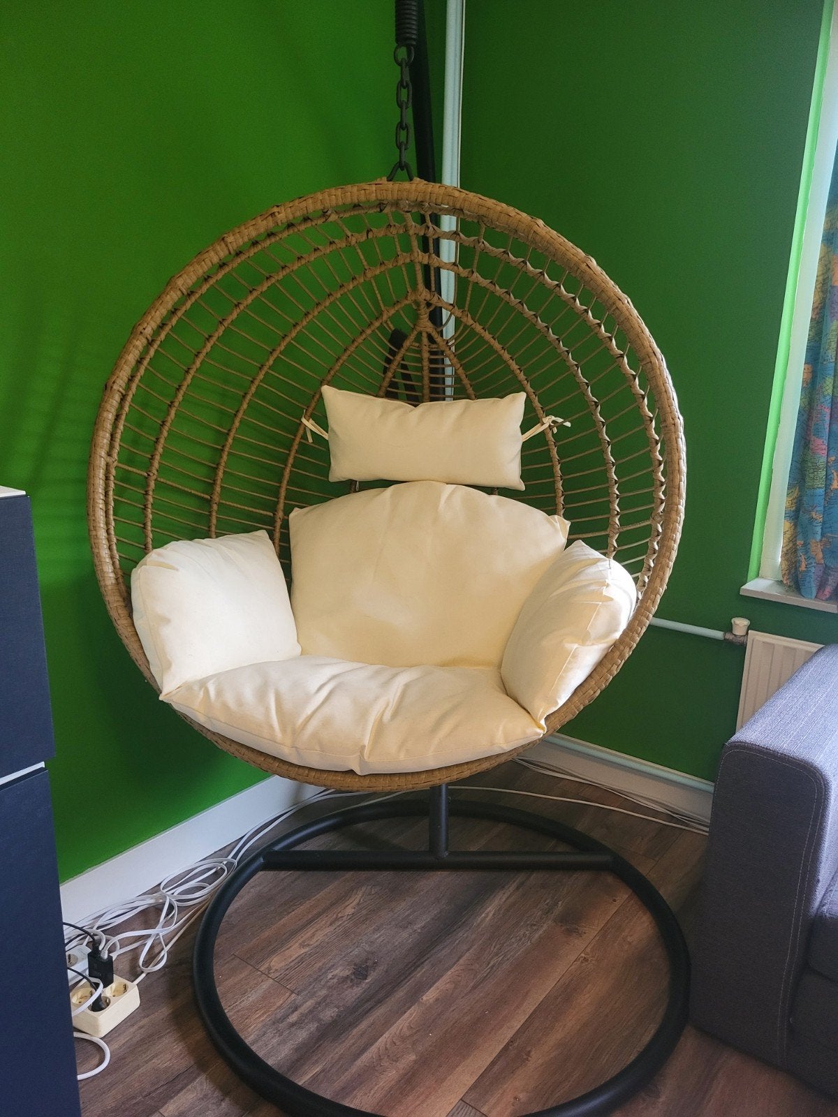 Cocoon XL hangstoel met standaard en kussen, Ophalen, Zo goed als nieuw, Eén