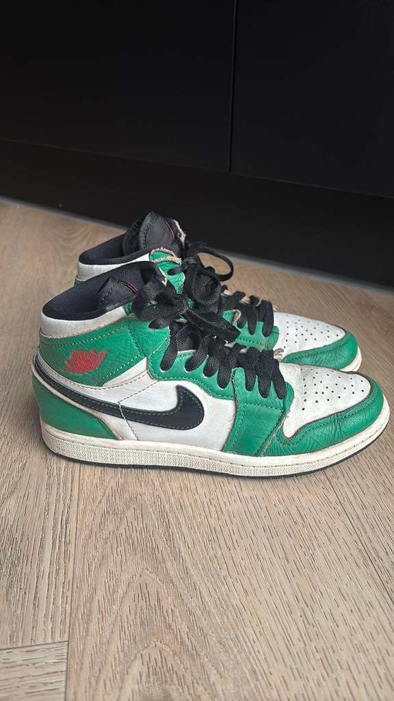 Nike air jordan maat 34, NIKE, Gebruikt, Ophalen of Verzenden, Jongen of Meisje
