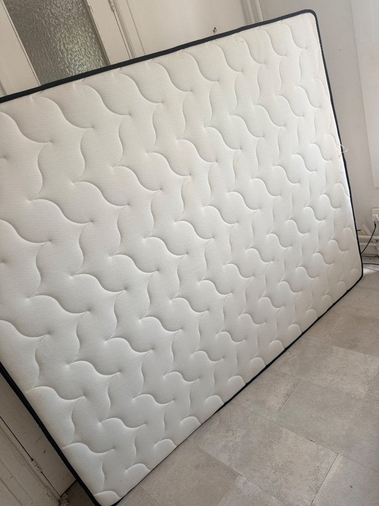Matras 160/200 32cm dik Amsterdam noord, Ophalen, Tweepersoons, Zo goed als nieuw, Matras