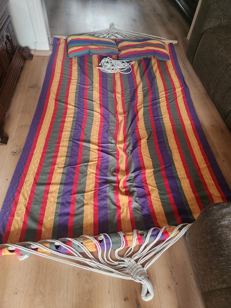 Kleurrijke Tweepersoons Hangmat met Ophangsysteem, Tuin en Terras, Hangmatten, Ophalen, Gebruikt, Meerpersoons, Binnen