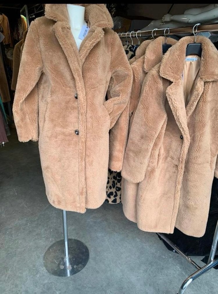 Uitverkoop: Trendy Teddy Jas - Nieuw en Warm, Ophalen of Verzenden, Nieuw, Maat 38/40 (M), Beige
