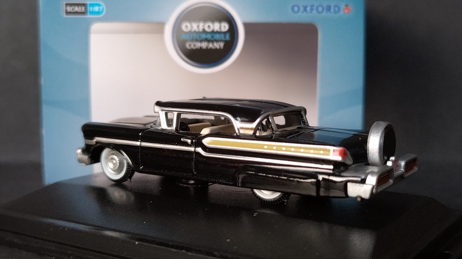 Mercury Montclair 1957 tuxedo Black 1:87 Oxford Diecast Pol, Overige merken, Auto, Verzenden, Nieuw