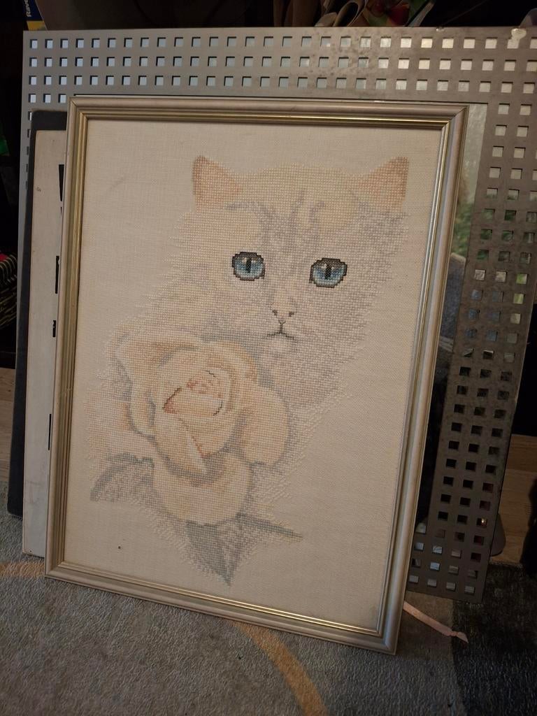 8 Verschillende schilderijen / diamond painting etc, Ophalen, Gebruikt, Hout